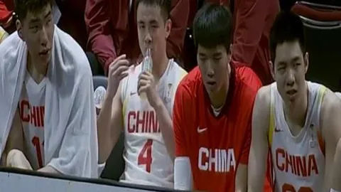 哈尔滨亚冬会开幕式浪漫时刻回顾，人民日报微信公众号深情展播